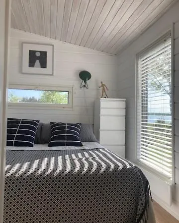 Villa Kodikas Huvila Rantasaunalla Keminmaa